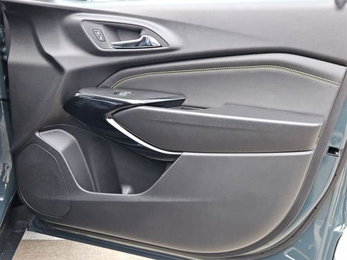 New 2026 Chevrolet Trax LT w/ Driver Confidence Package image 19
