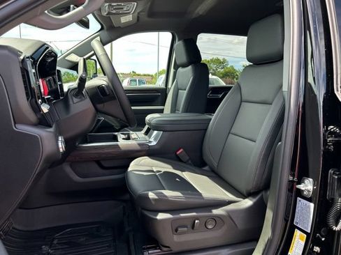 New 2026 GMC Sierra 2500 SLT w/ SLT Premium Package AWD/4WD image 25