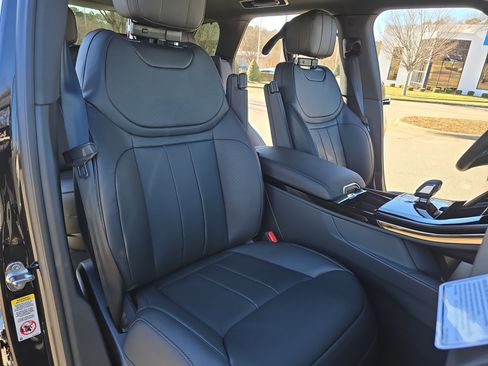 New 2026 Land Rover Range Rover Sport SE image 10