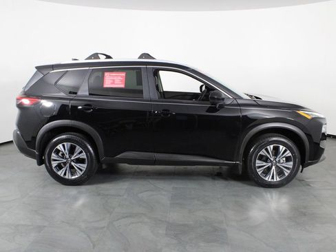 Certified 2023 Nissan Rogue SV w/ SV Premium B Package FWD image 12