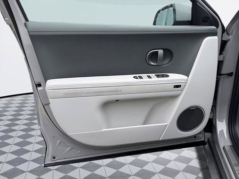 New 2026 Hyundai Ioniq 5 Limited image 11