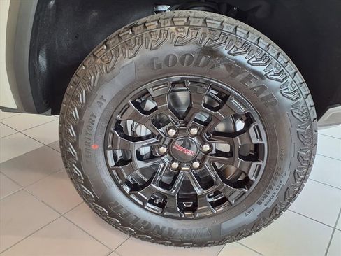 New 2026 GMC Canyon Elevation w/ Convenience Package RWD image 4