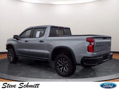 Used 2023 Chevrolet Silverado 1500 ZR2 w/ Technology Package image 32