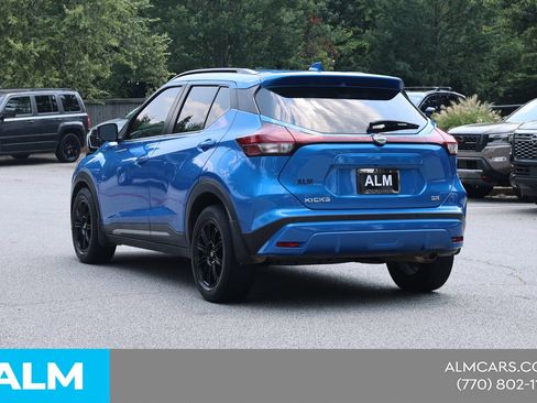 Used 2023 Nissan Kicks SR FWD image 8