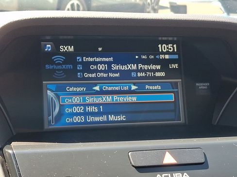 Used 2017 Acura ILX FWD image 18