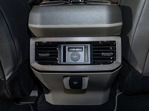 Used 2026 Ford F450 Platinum w/ Platinum Plus Package AWD/4WD image 24