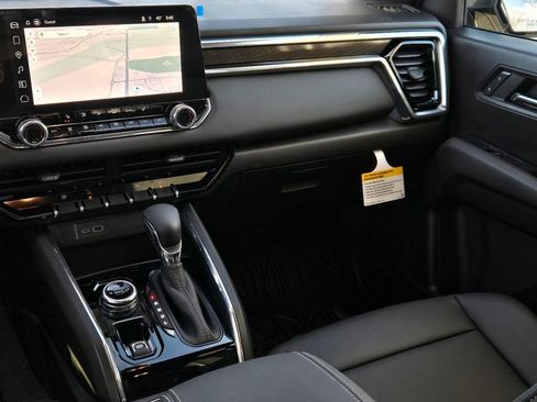 New 2026 GMC Canyon Elevation w/ Convenience Package image 31