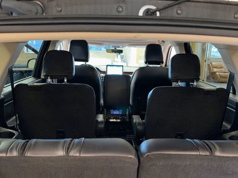 Used 2023 Lincoln Aviator Reserve image 21