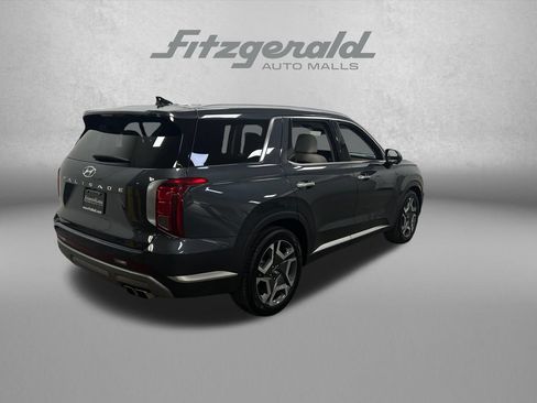 Used 2024 Hyundai Palisade Limited FWD image 7