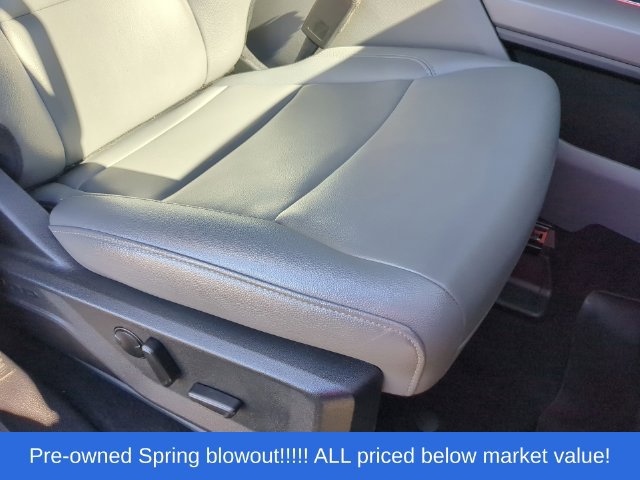 Used 2025 Ford F150 Lightning Flash AWD/4WD image 49