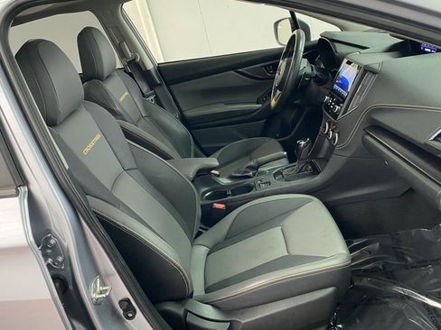 Used 2022 Subaru Crosstrek 2.5i Sport w/ Moonroof Package AWD/4WD image 9