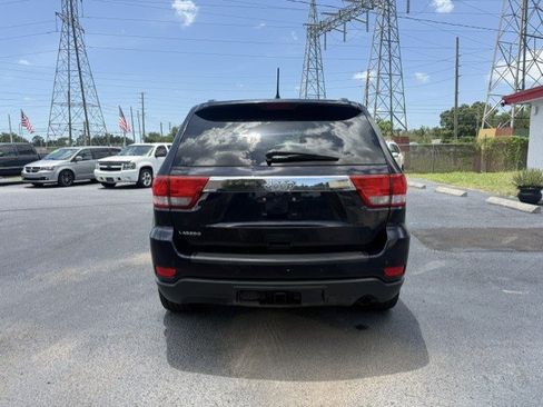 Used 2011 Jeep Grand Cherokee Laredo RWD image 5
