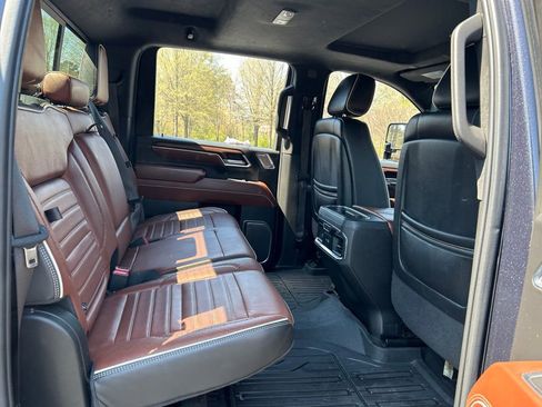 Used 2024 GMC Sierra 2500 Denali Ultimate image 54