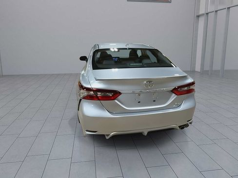 Used 2023 Toyota Camry SE w/ Convenience Package AWD/4WD image 7