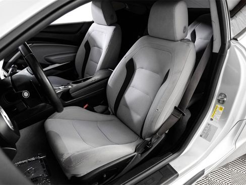 Used 2017 Chevrolet Camaro LT image 28