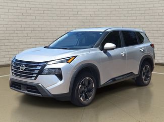 Used 2024 Nissan Rogue SV AWD/4WD video 1