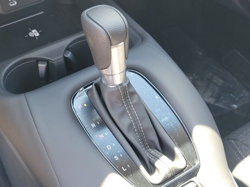 Used 2026 Honda HR-V LX image 28