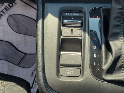 Certified 2025 Honda CR-V EX image 37