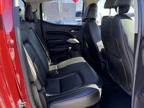 Used 2015 GMC Canyon SLT image 18