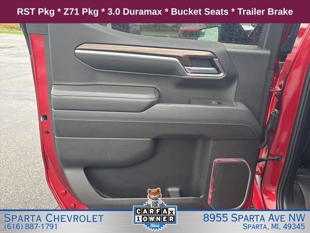 Used 2022 Chevrolet Silverado 1500 RST AWD/4WD image 18