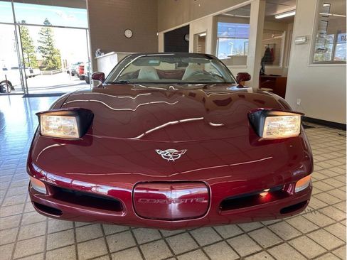 Used 2003 Chevrolet Corvette 50th Anniversary Edition w/ Preferred Equipment Group1 image 30