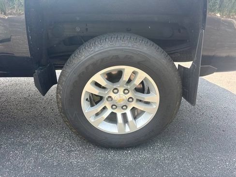 Used 2016 Chevrolet Silverado 1500 LT w/ All Star Edition AWD/4WD image 10