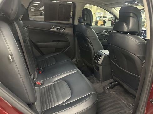 Used 2025 Kia Sportage SX Prestige AWD/4WD image 24