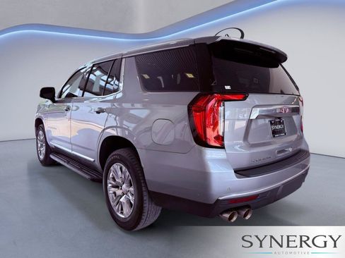 Used 2023 GMC Yukon Denali RWD image 7