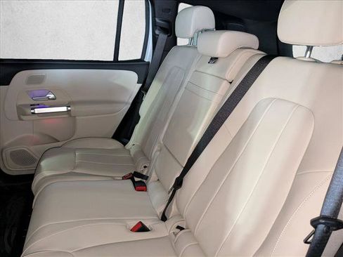 Certified 2023 Mercedes-Benz EQB 300 4MATIC image 21