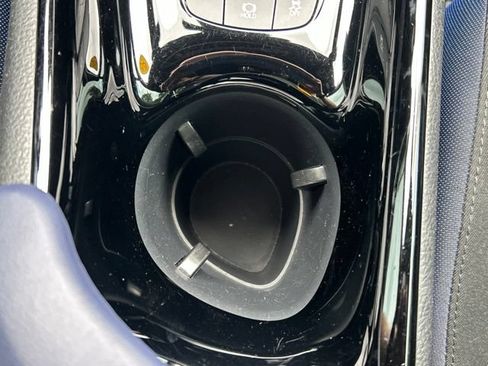 Used 2020 Toyota C-HR XLE FWD image 62