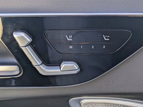 Used 2025 Mercedes-Benz CLE 300 4MATIC Cabriolet image 13