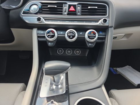 Used 2023 Genesis G70 2.0T AWD/4WD image 13