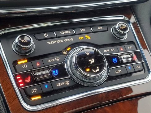 Used 2017 Lincoln Continental Reserve w/ Technology Package image 25