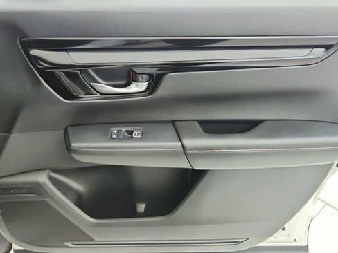Used 2025 Honda CR-V Sport Touring image 25