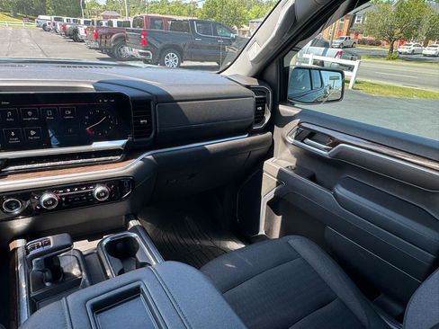 Used 2022 GMC Sierra 1500 Elevation AWD/4WD image 23