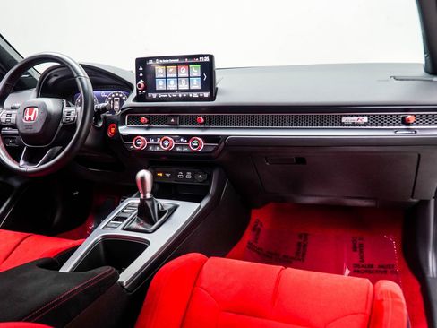 Used 2023 Honda Civic Type R image 16