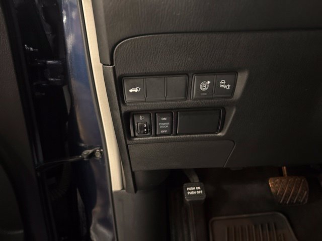 Used 2017 Nissan Armada SL w/ Technology Package AWD/4WD image 21