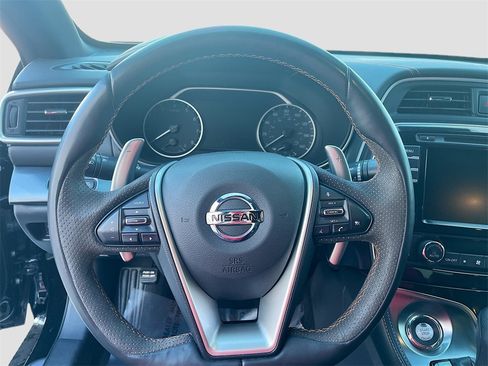 Used 2022 Nissan Maxima SR w/ Sport Mat Group image 11