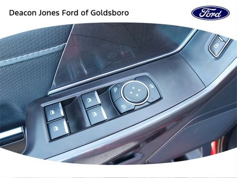 Certified 2022 Ford F150 XLT w/ Equipment Group 302A High image 17