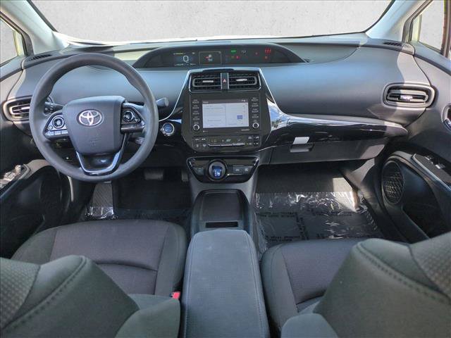 Used 2022 Toyota Prius L Eco FWD image 16