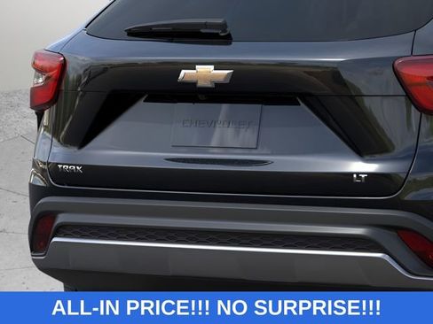 New 2026 Chevrolet Trax LT w/ LT Convenience Package FWD image 24
