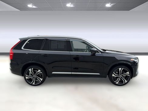 Used 2024 Volvo XC90 B6 Ultimate AWD/4WD image 8