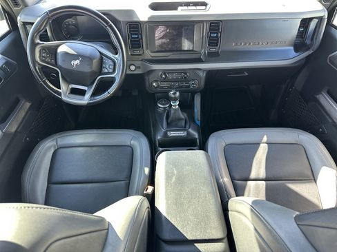 Used 2022 Ford Bronco Black Diamond image 23