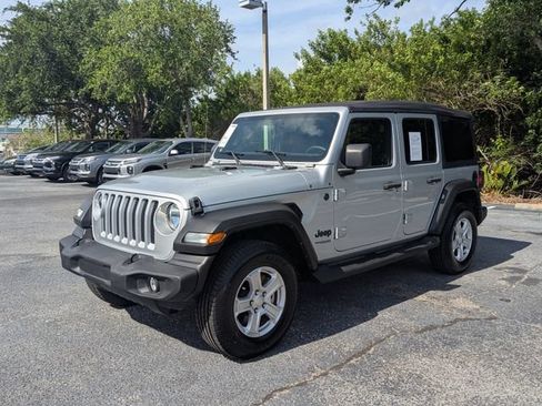 Used 2022 Jeep Wrangler Unlimited Sport AWD/4WD image 10