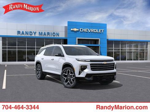 New 2026 Chevrolet Traverse High Country FWD image 1