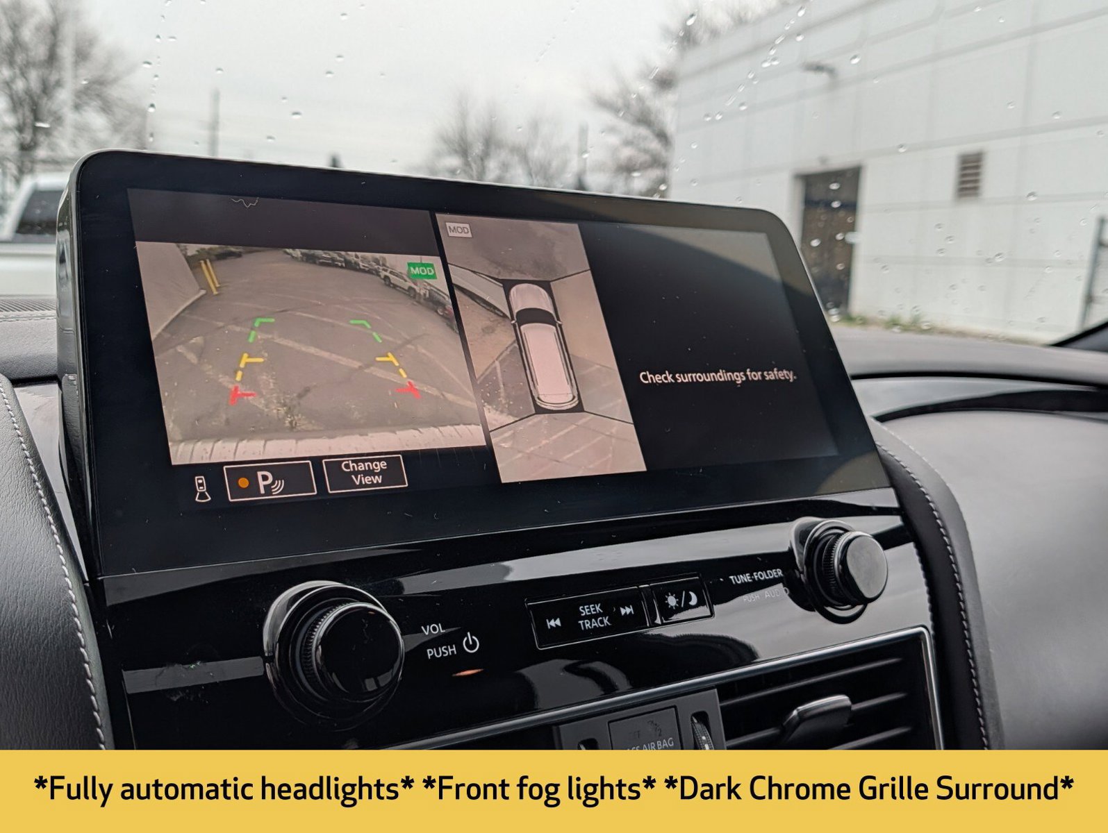 Used 2024 INFINITI QX80 Sensory AWD/4WD image 9