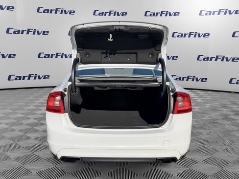 Used 2015 Volvo S60 T5 Premier image 11