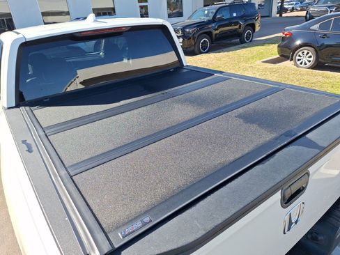 Used 2017 Honda Ridgeline RTL image 36