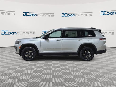 New 2026 Jeep Grand Cherokee L Limited AWD/4WD image 5