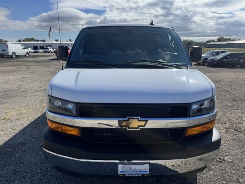 New 2025 Chevrolet Express 2500 w/ Driver Convenience Package image 9